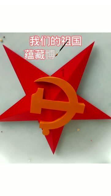 30多年前的摩登女郎,羞答答地望着镜头,当年性感泳装不输现在